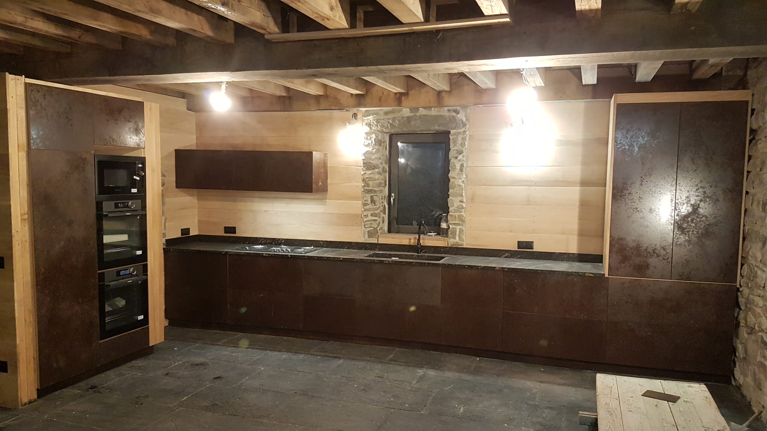 Cuisine design moderne métal sur mesure Toulouse