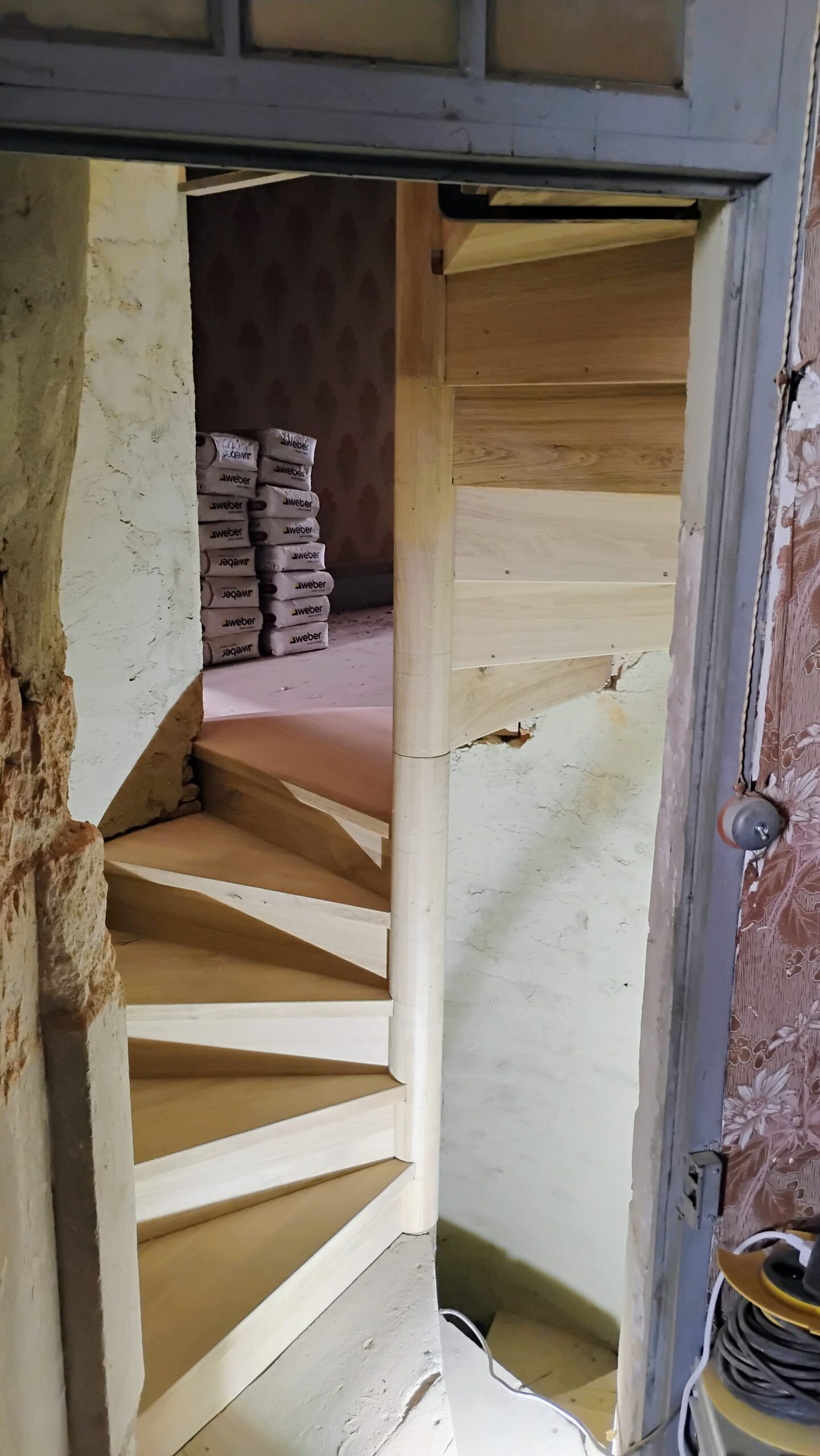 Escalier bois clair sur mesure moulin Toulouse