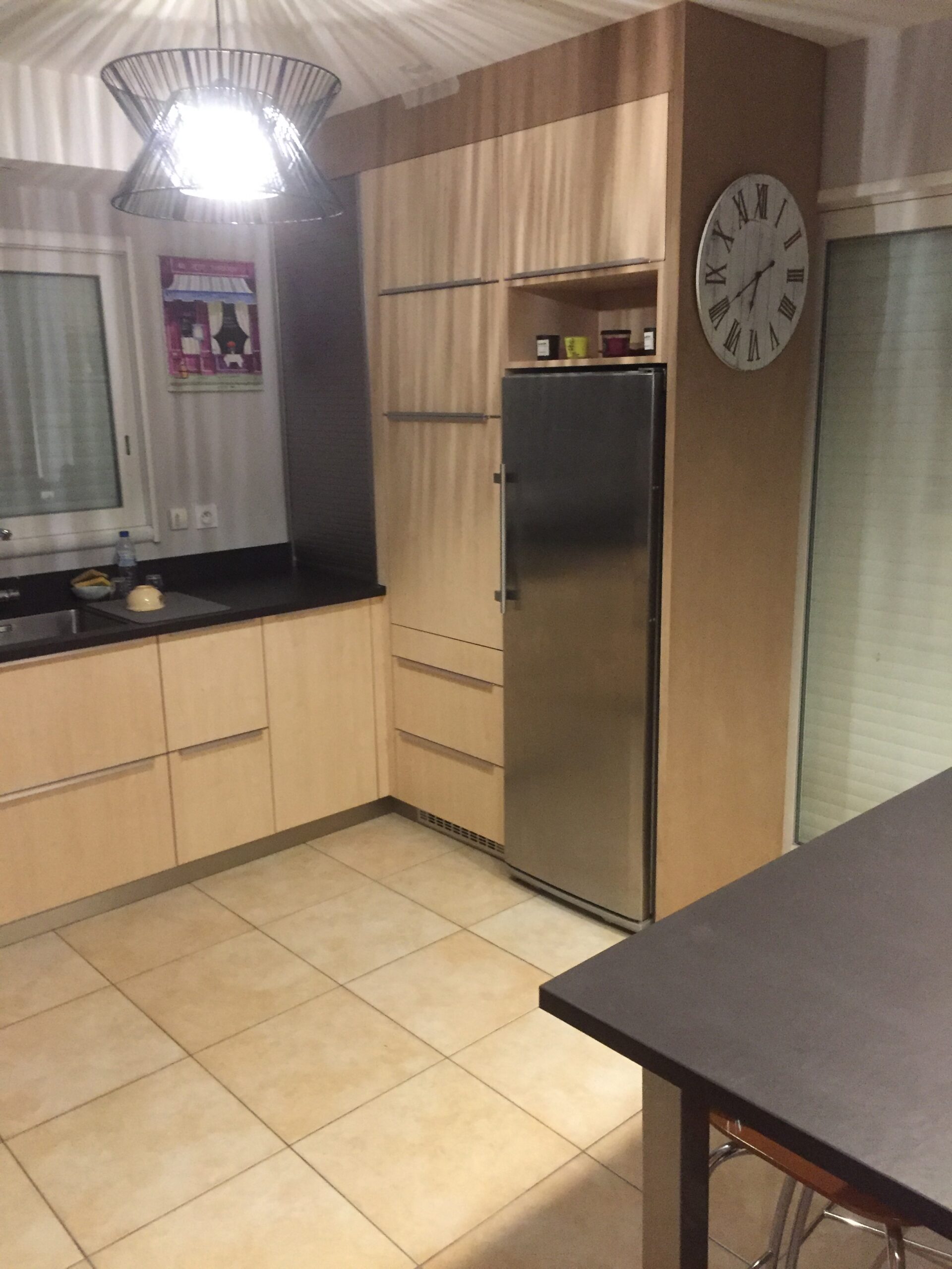 Cuisine contemporaine bois clair électroménager intégré Toulouse