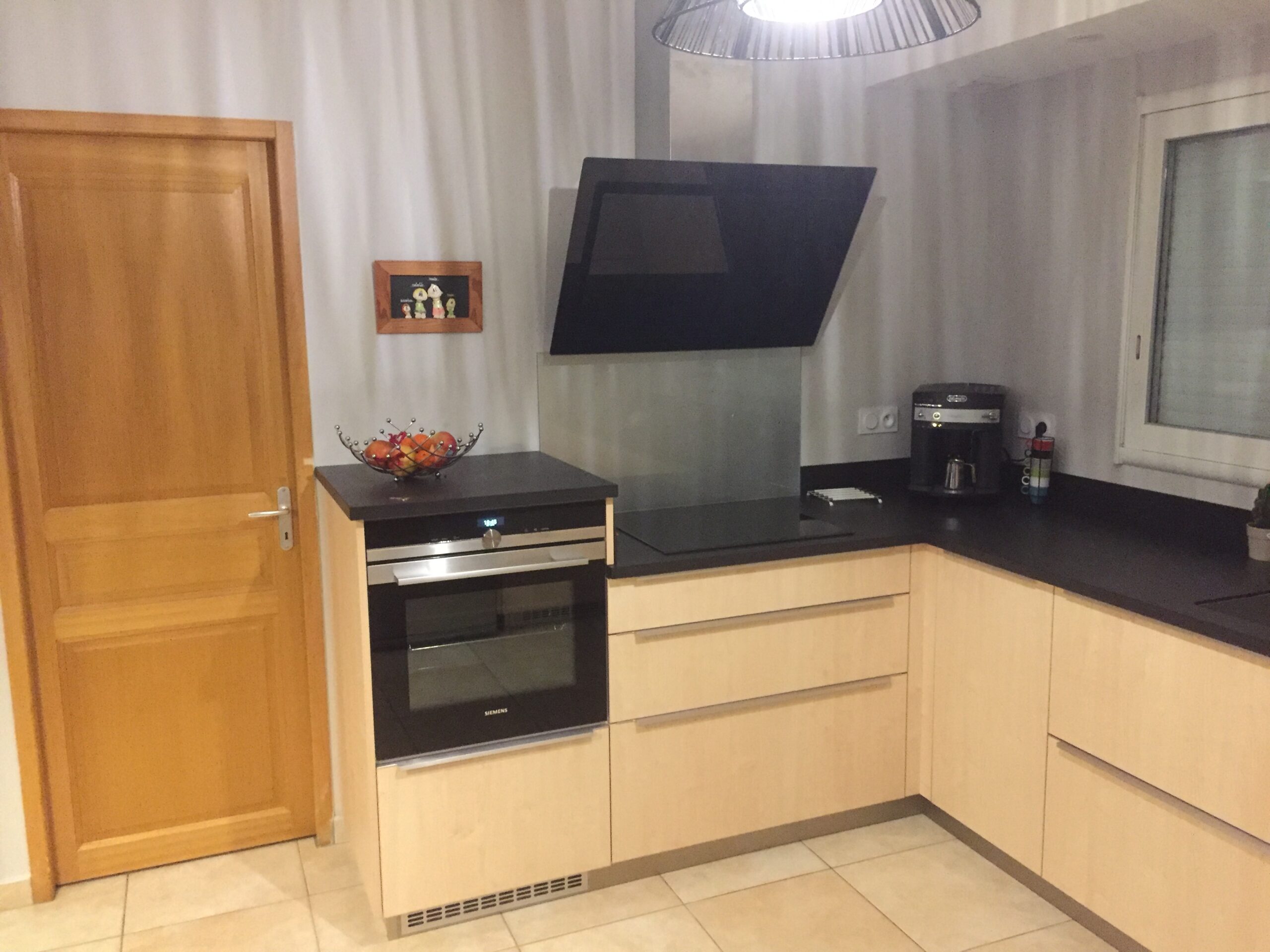 Cuisine design moderne bois clair sur mesure Toulouse