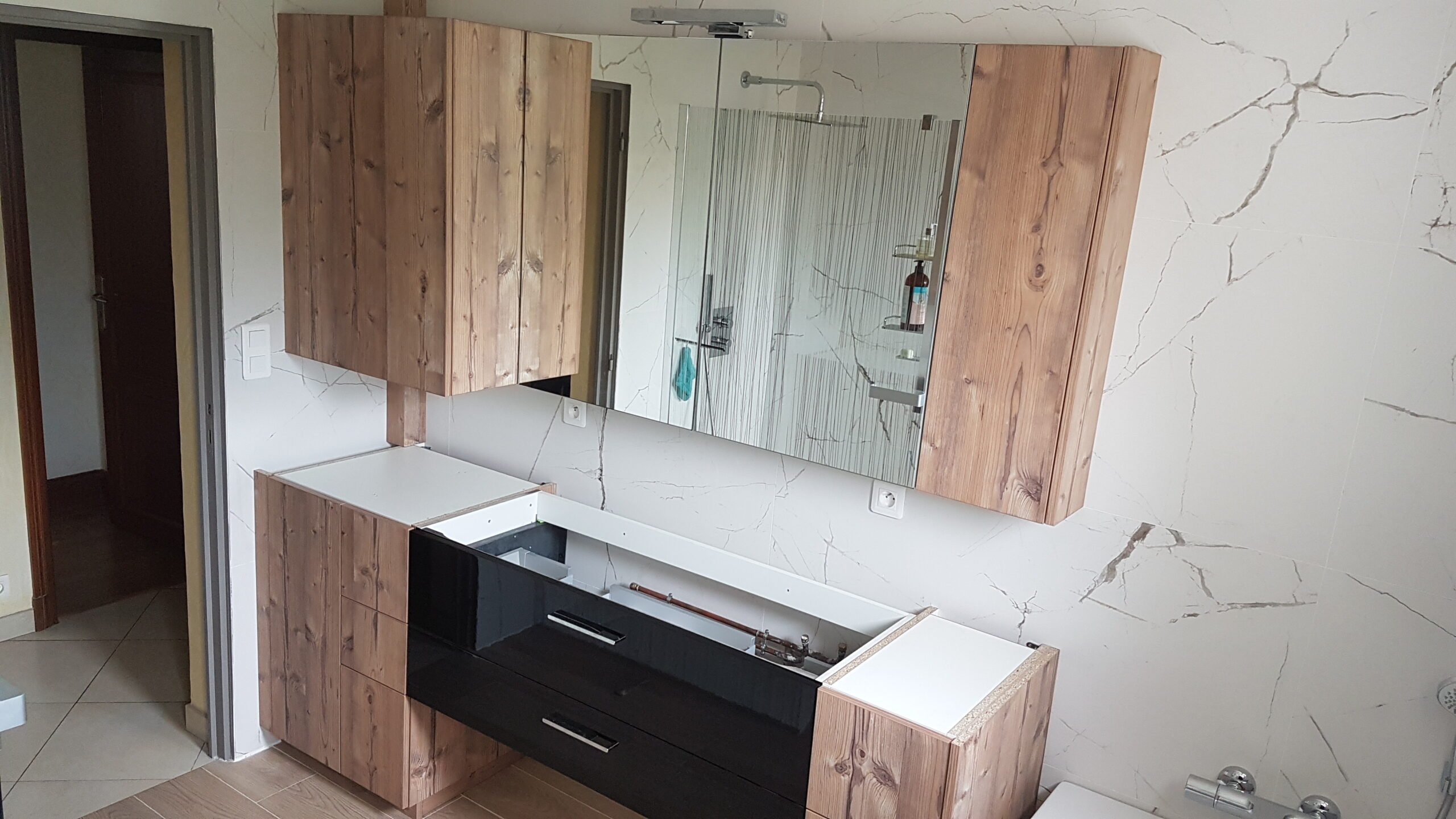 Meuble salle de bain contemporain bois clair miroir Toulouse